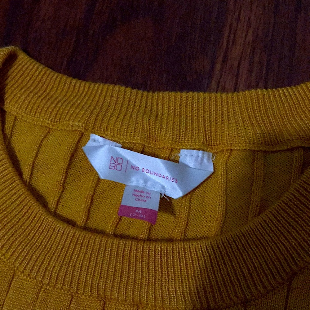 Shirt - Picture 2 of 2